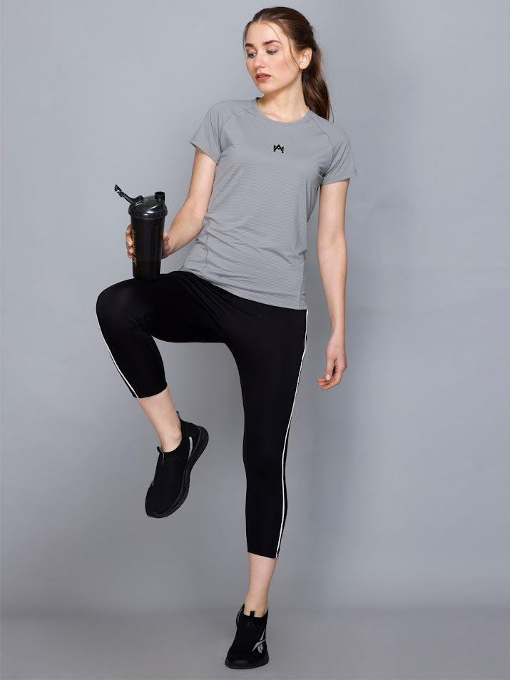 WOMEN'S  FITNESS  T-SHIRT